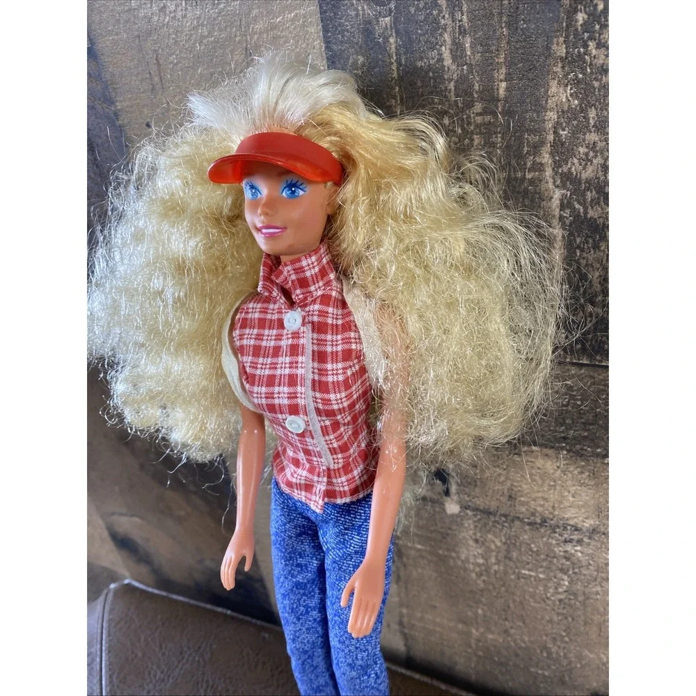Vintage 1966 Malaysia‎ Barbie Blonde 1995 Lee Jeans Red Gingham Backpack Visor